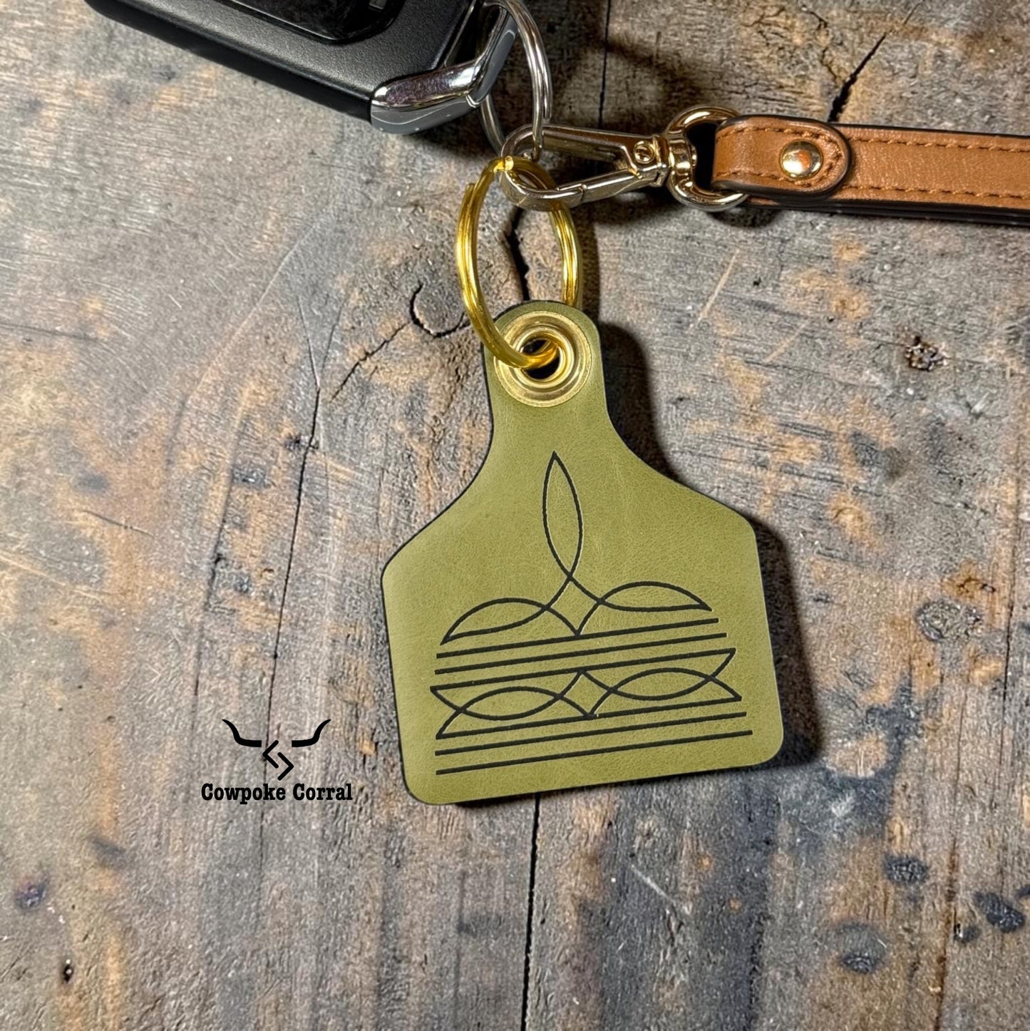 BOOT STITCH CATTLE TAG KEYCHAIN