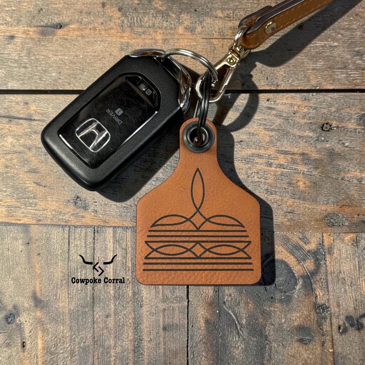 BOOT STITCH CATTLE TAG KEYCHAIN