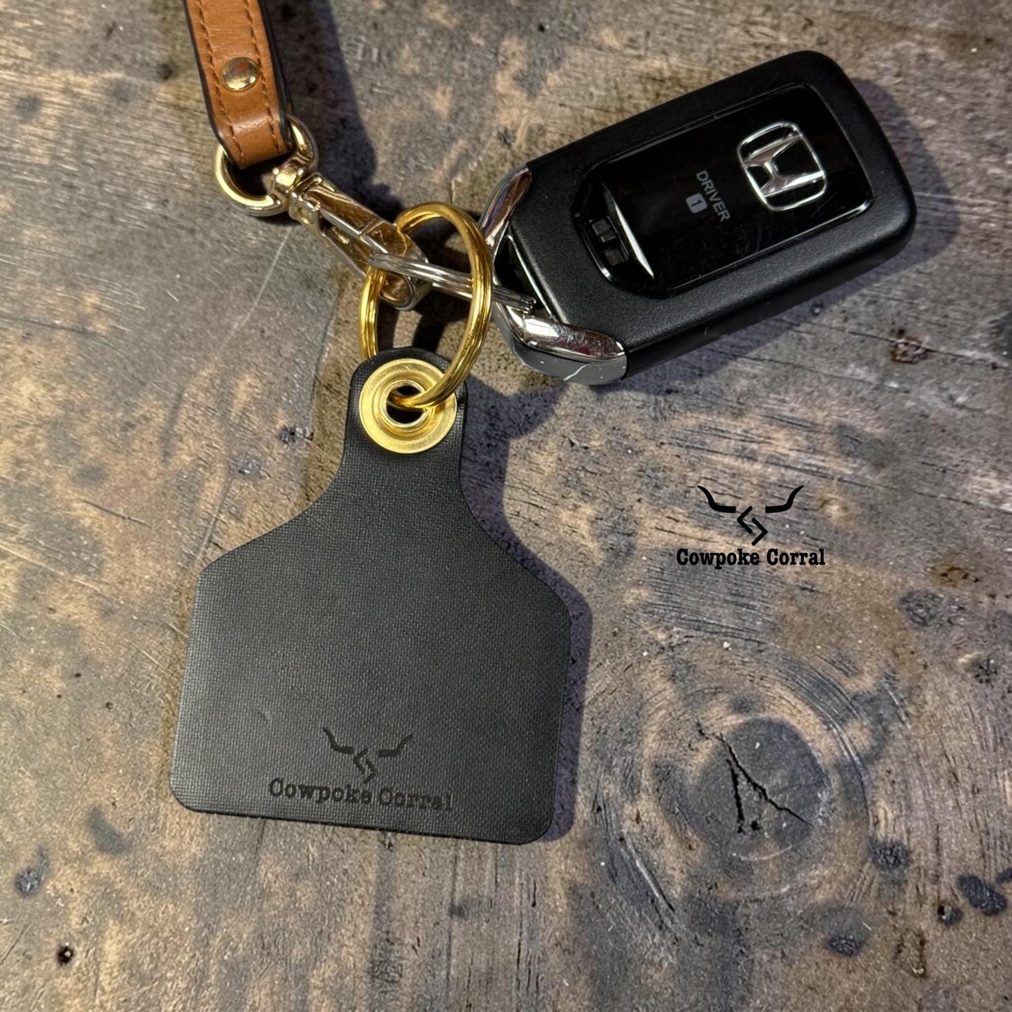 BOOT STITCH CATTLE TAG KEYCHAIN